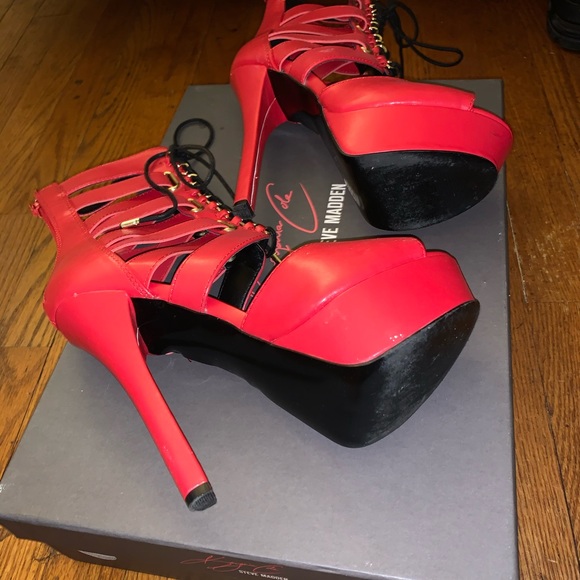 Steve Madden - Keyshia Cole Collection - KC Frnzy - Picture 3 of 3